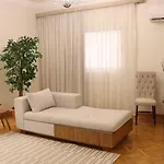 Urban Stay Luxury Bright 3Br At Heart Of Cairo, Near Zamalek