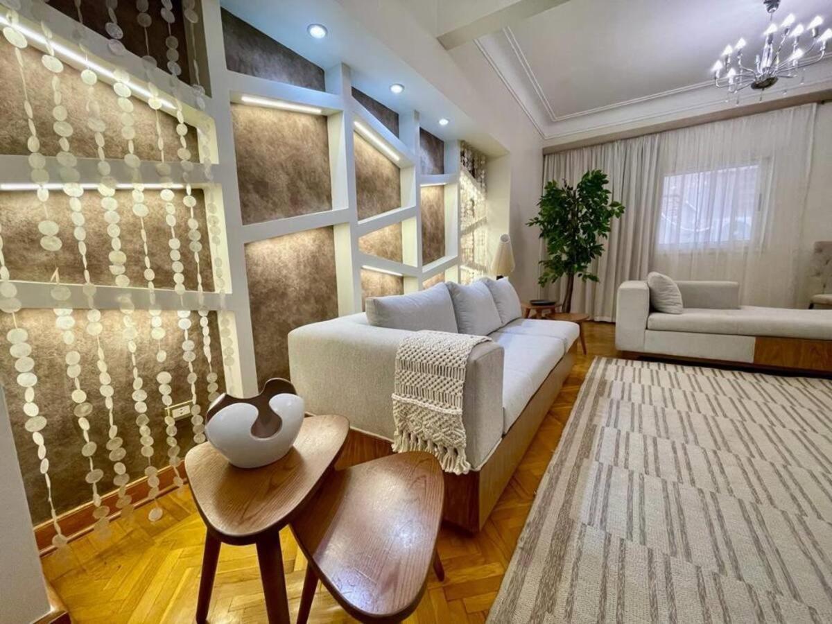 Apartment Urban Luxury Bright 3br At Heart Of Cairo, Near Zamalek