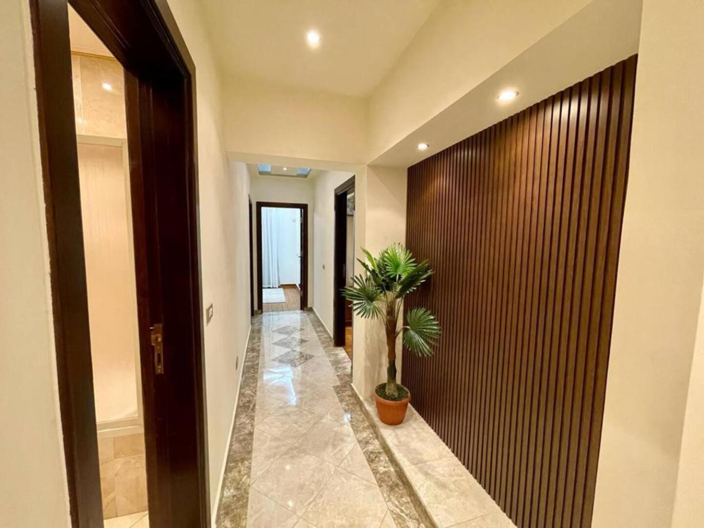 Urban Luxury Bright 3br At Heart Of Cairo, Near Zamalek * Cairo